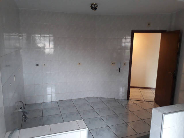 Apartamento para Venda em Arapongas - 4