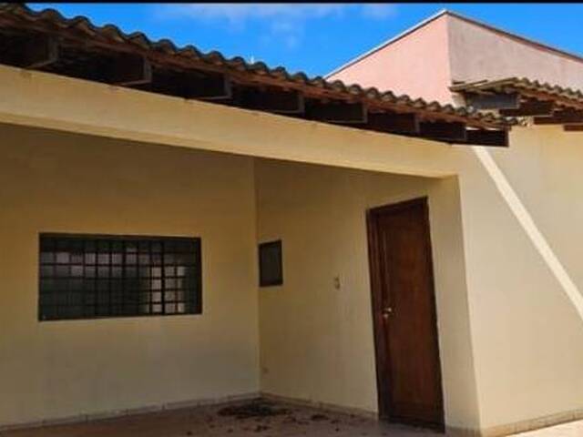 Casa para Venda em Arapongas - 3