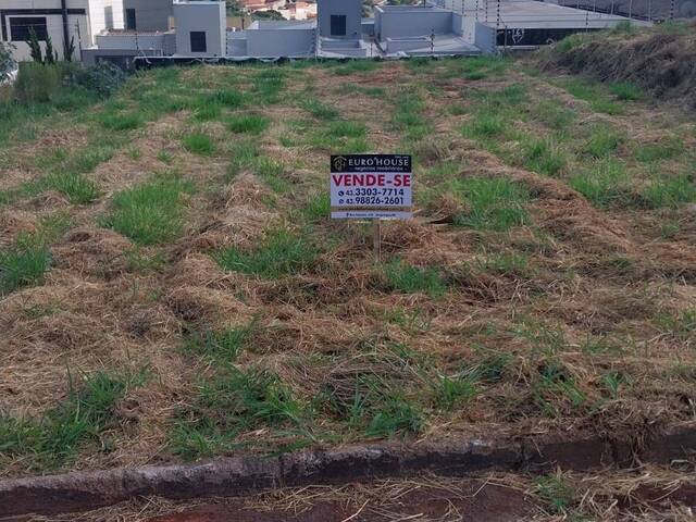 #120 - Terreno para Venda em Arapongas - PR