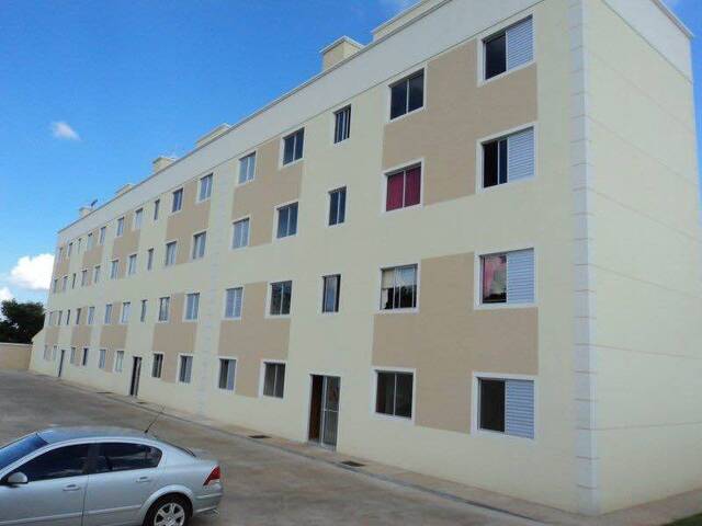 #152 - Apartamento para Venda em Arapongas - PR - 2