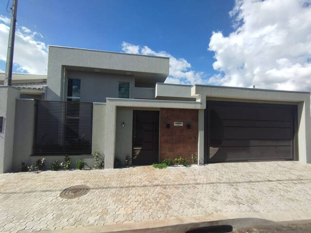 #159 - Casa para Venda em Arapongas - PR