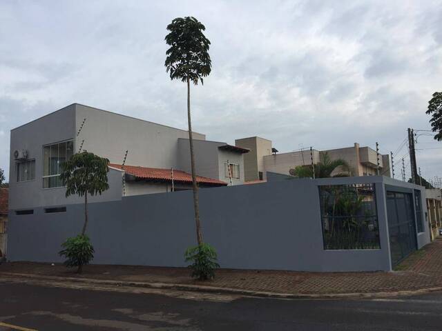 #180 - Sobrado para Venda em Arapongas - PR - 2