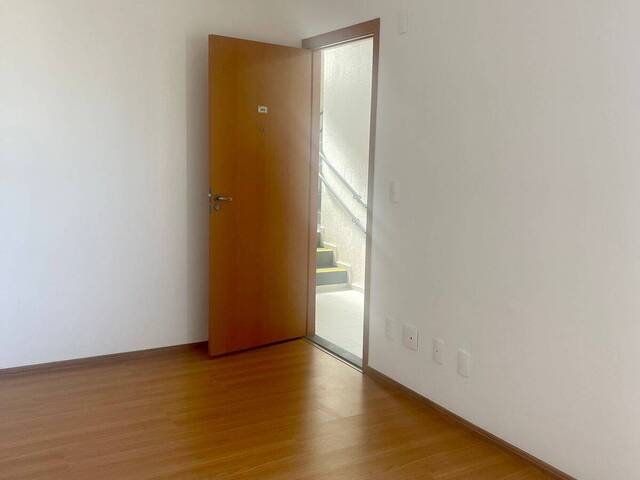 Apartamento para Venda em Arapongas - 4