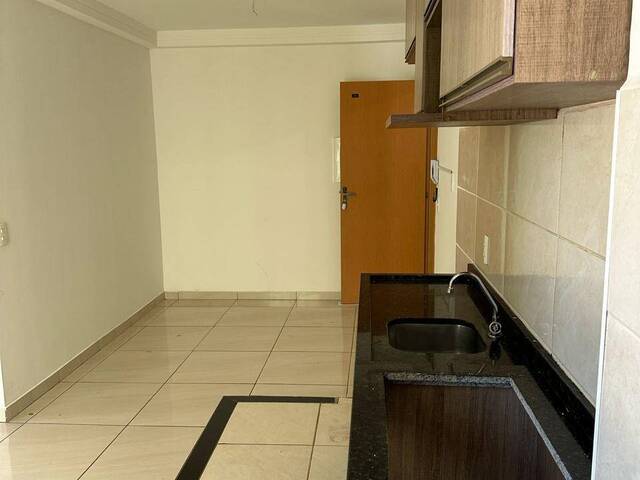 Apartamento para Venda em Arapongas - 4