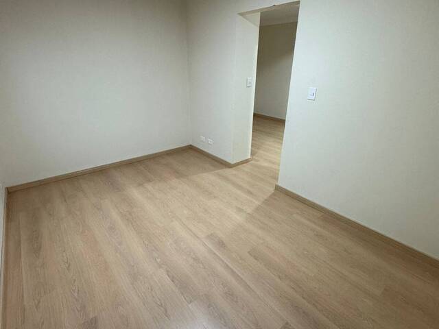#229 - Apartamento para Venda em Arapongas - PR - 3