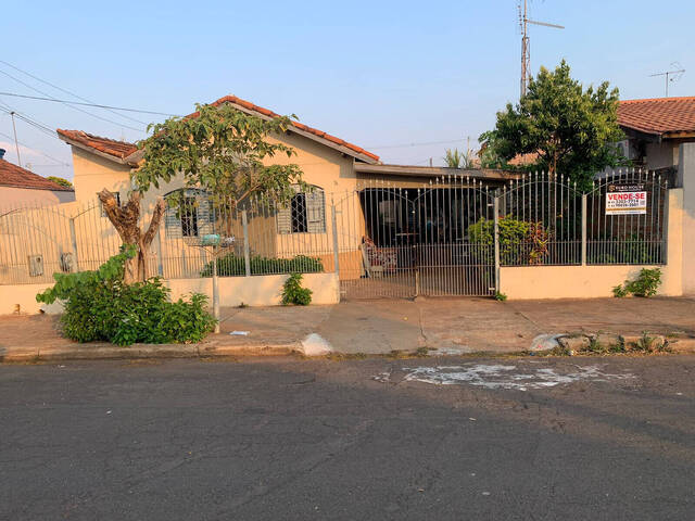 #282 - Casa para Venda em Arapongas - PR