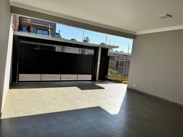 #296 - Casa para Venda em Arapongas - PR