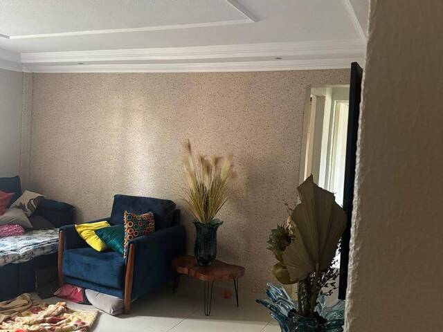 #305 - Apartamento para Venda em Arapongas - PR - 3