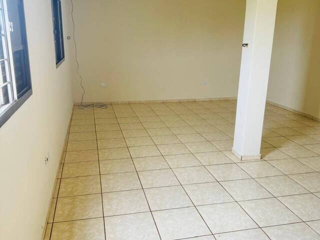 #313 - Apartamento para Venda em Arapongas - PR