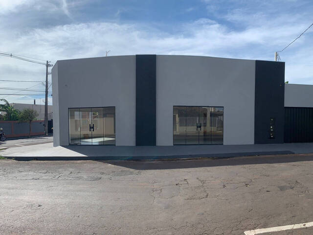 #354 - Salão Comercial para Locação em Arapongas - PR - 1
