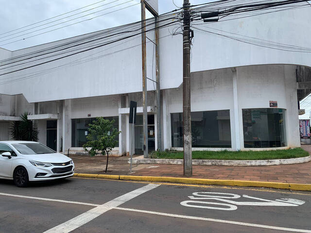 #357 - Salão Comercial para Locação em Arapongas - PR - 1