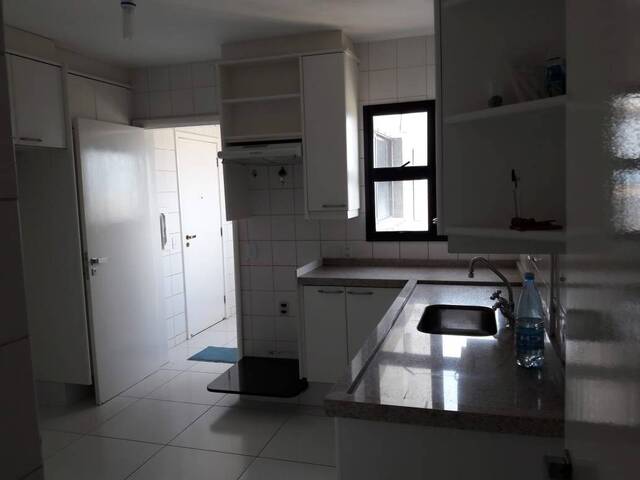 Apartamento para Venda em Londrina - 4