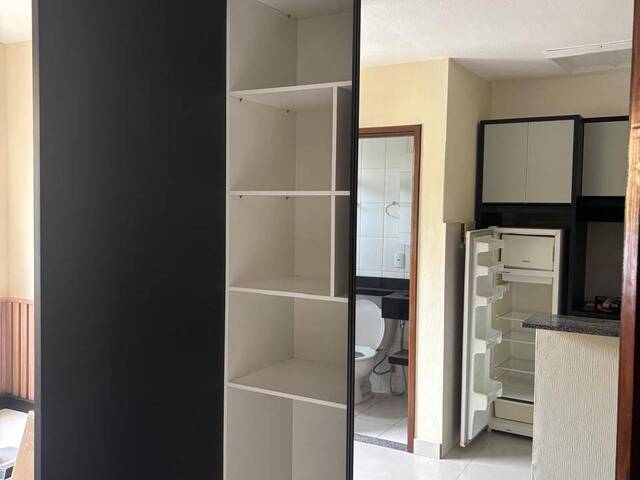 #92 - Apartamento para Venda em Londrina - PR - 2