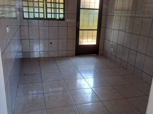 #434 - Casa para Locação em Arapongas - PR