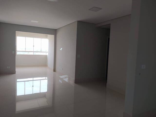 #491 - Apartamento para Venda em Arapongas - PR - 3