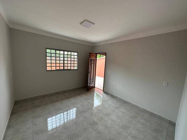 #517 - Casa para Locação em Arapongas - PR