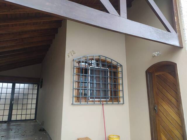 #540 - Casa para Venda em Arapongas - PR - 3
