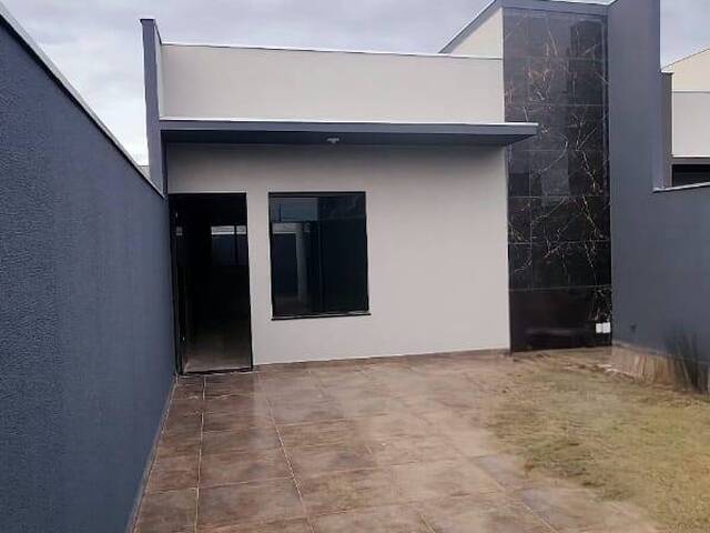 #551 - Casa para Venda em Arapongas - PR