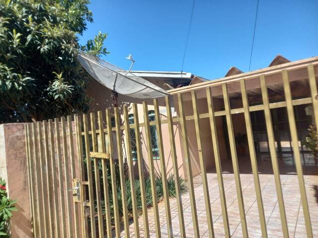 #560 - Casa para Venda em Arapongas - PR - 3