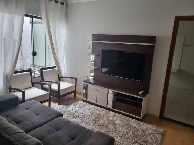 #587 - Apartamento para Locação em Arapongas - PR - 2