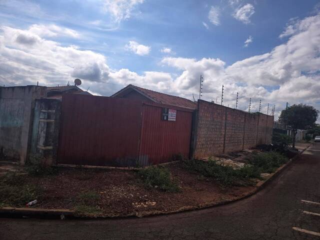 #590 - Casa para Venda em Arapongas - PR - 3