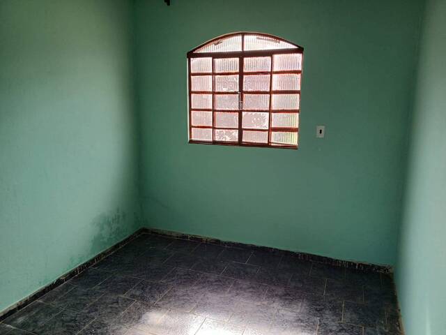 #598 - Casa para Venda em Arapongas - PR - 3