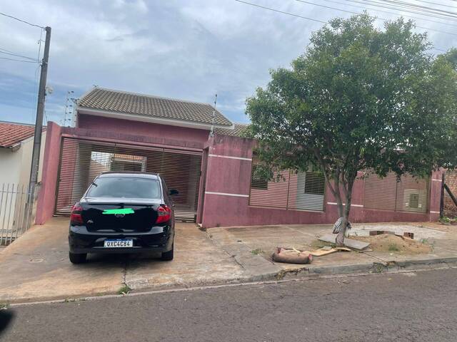 #606 - Casa para Locação em Arapongas - PR