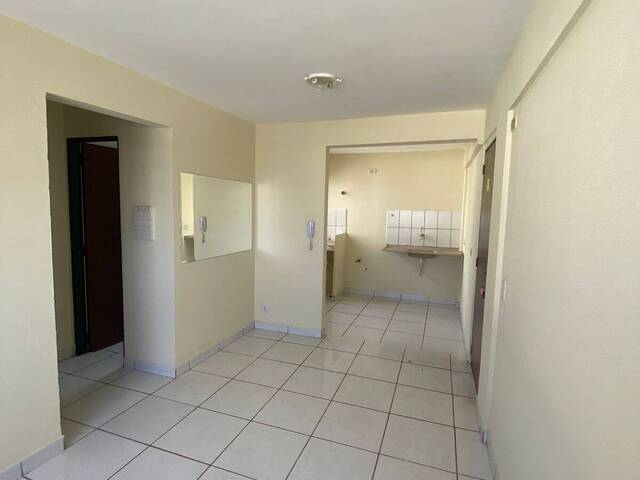 #625 - Apartamento para Venda em Arapongas - PR - 3