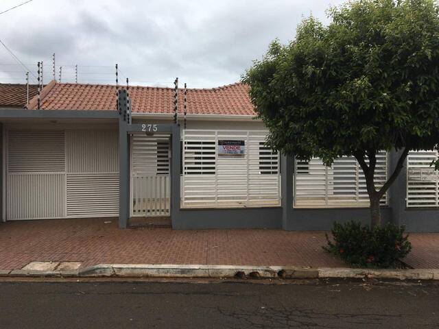 #646 - Casa para Venda em Arapongas - PR - 1