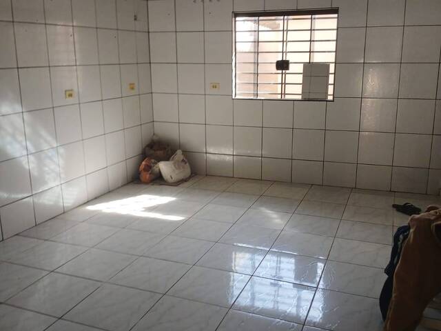 #649 - Casa para Venda em Arapongas - PR - 3