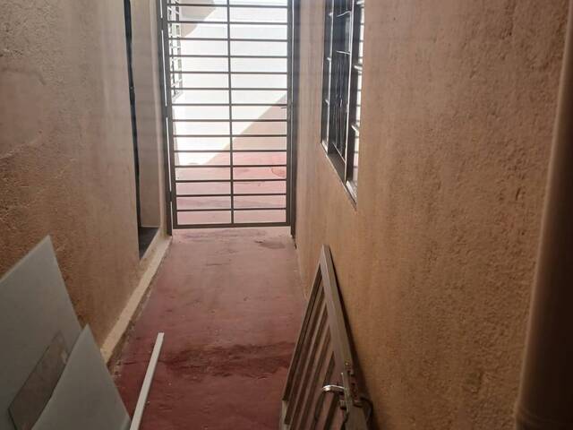 #649 - Casa para Venda em Arapongas - PR - 2