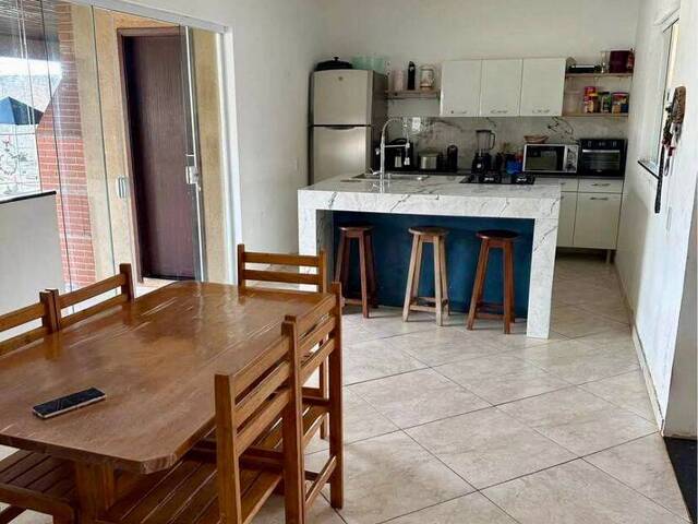 #674 - Casa para Venda em Arapongas - PR - 2