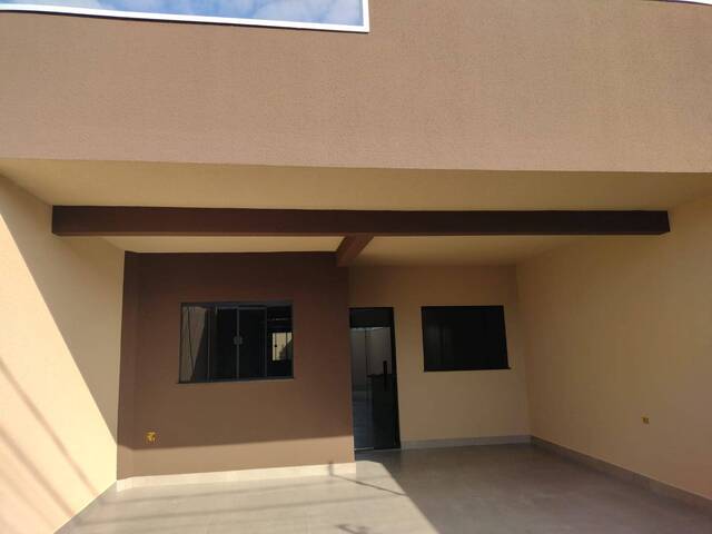 #689 - Casa para Venda em Arapongas - PR - 2
