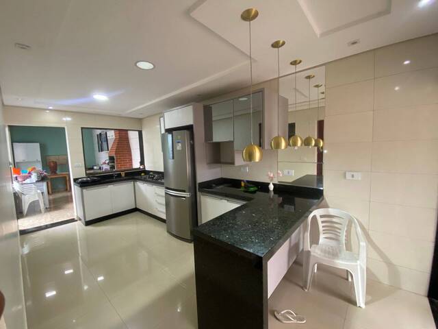 #696 - Casa para Locação em Arapongas - PR