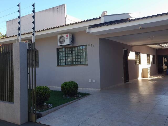 #712 - Casa para Venda em Arapongas - PR - 2