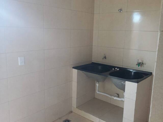 #724 - Casa para Venda em Arapongas - PR - 3