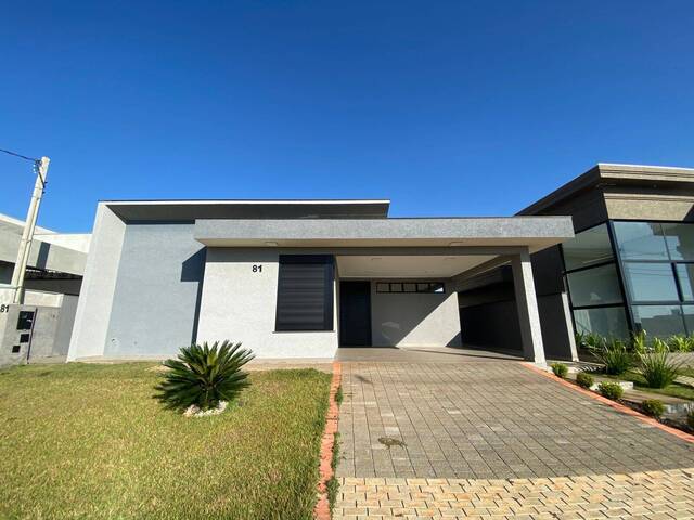 #742 - Casa para Venda em Arapongas - PR - 2