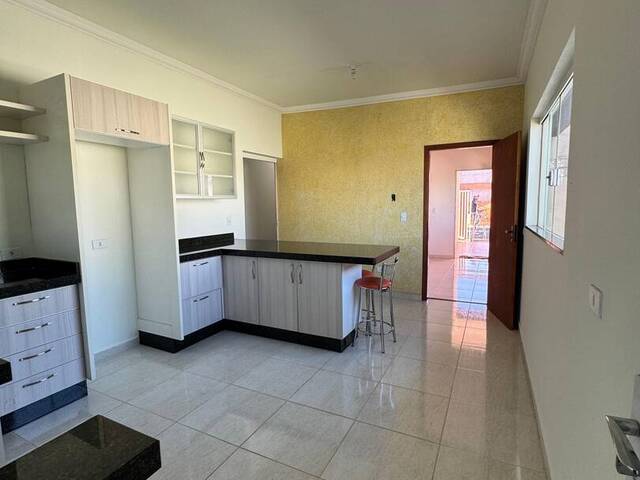 #755 - Casa para Venda em Arapongas - PR - 3