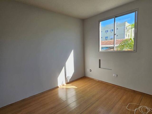#756 - Apartamento para Venda em Arapongas - PR - 3