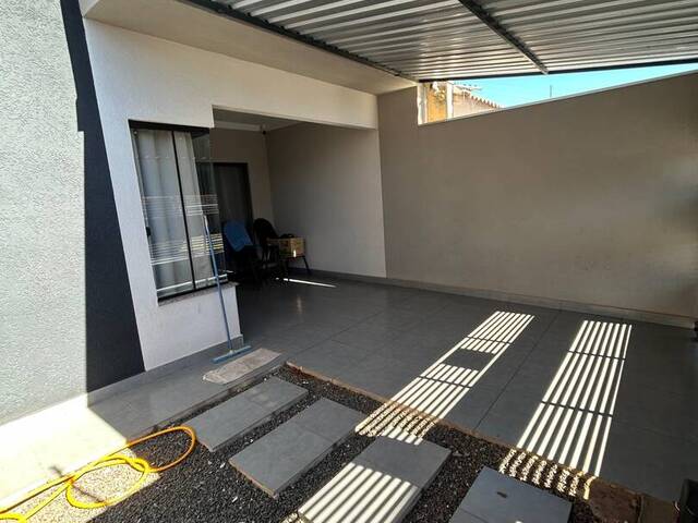 #757 - Casa para Venda em Arapongas - PR - 3