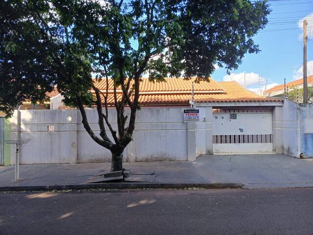#775 - Casa para Venda em Arapongas - PR - 1