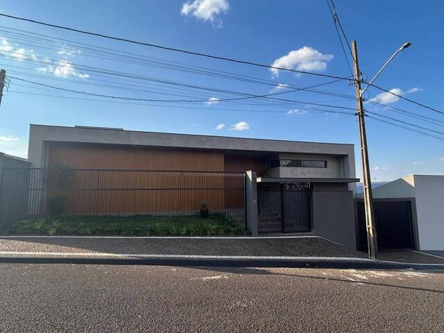 #534 - Casa para Venda em Arapongas - PR