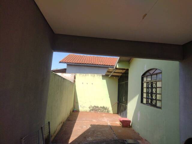 #805 - Casa para Venda em Arapongas - PR - 2