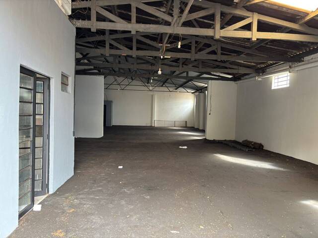 #812 - Barracão para Locação em Arapongas - PR - 2