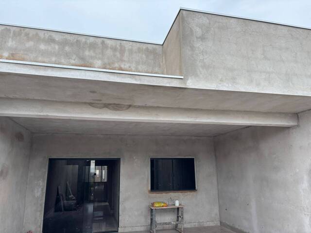 #815 - Casa para Venda em Arapongas - PR - 2