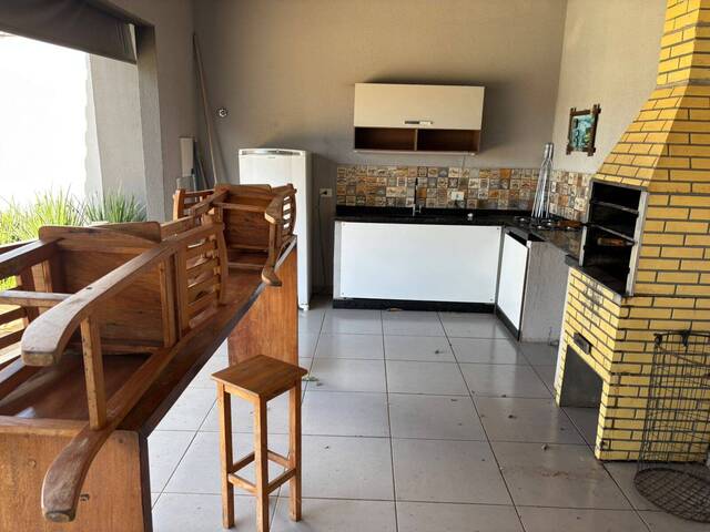 #828 - Casa para Venda em Arapongas - PR - 2