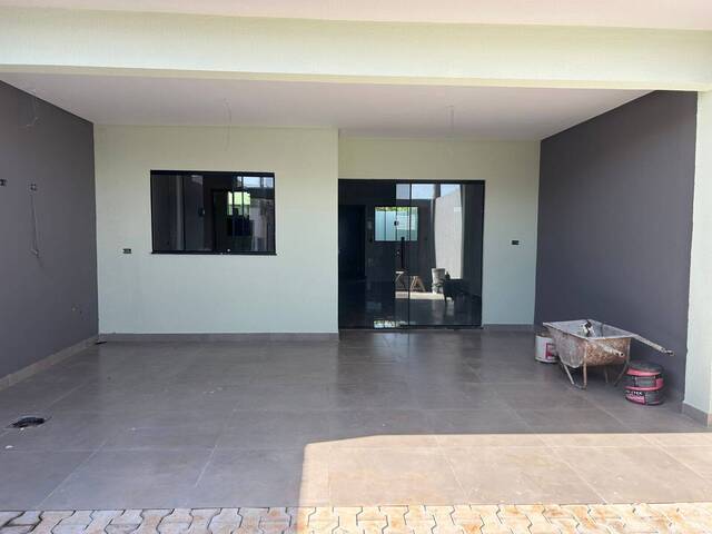 #841 - Casa para Venda em Arapongas - PR - 2