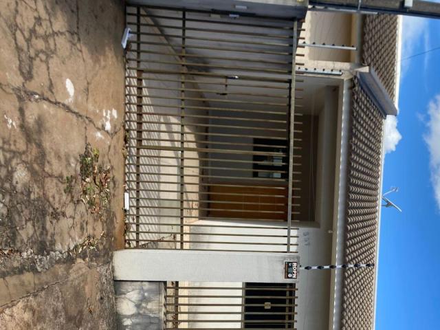 #885 - Casa para Locação em Arapongas - PR