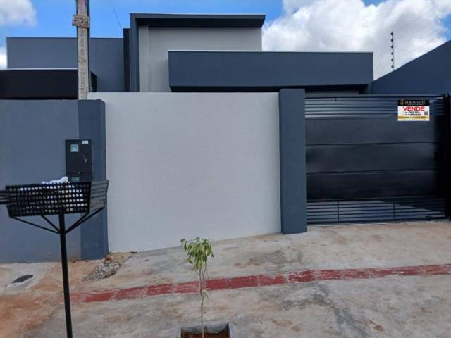 #890 - Casa para Venda em Arapongas - PR