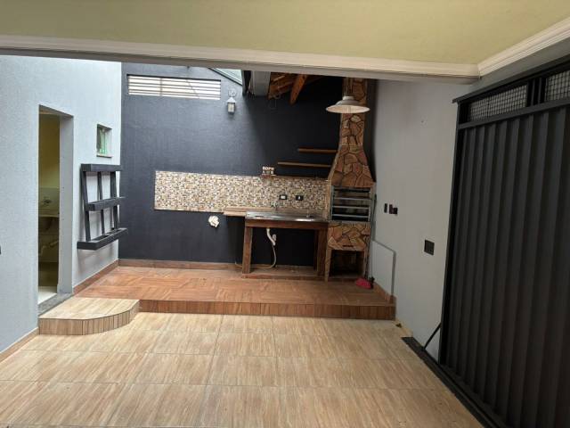 #891 - Casa para Venda em Arapongas - PR - 3